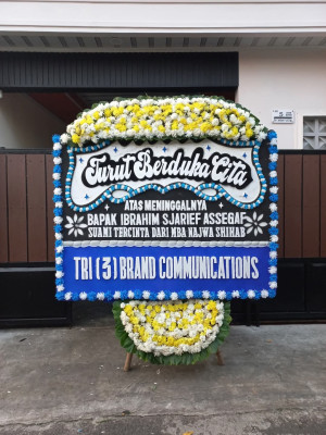 Papan Bunga Duka di Lette